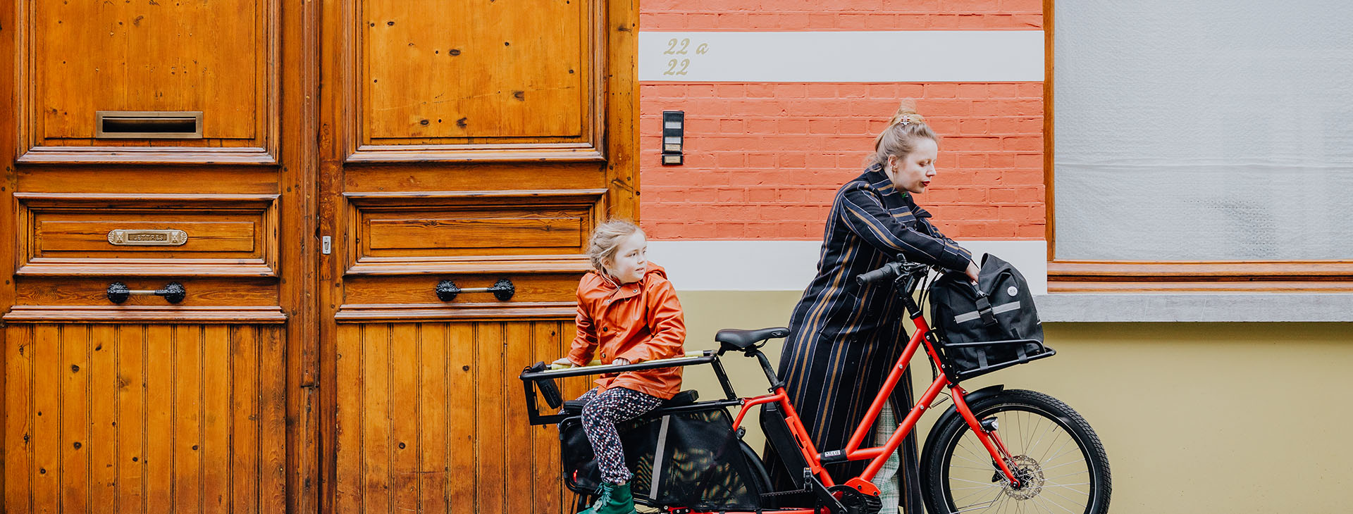 Veloe family bike in red