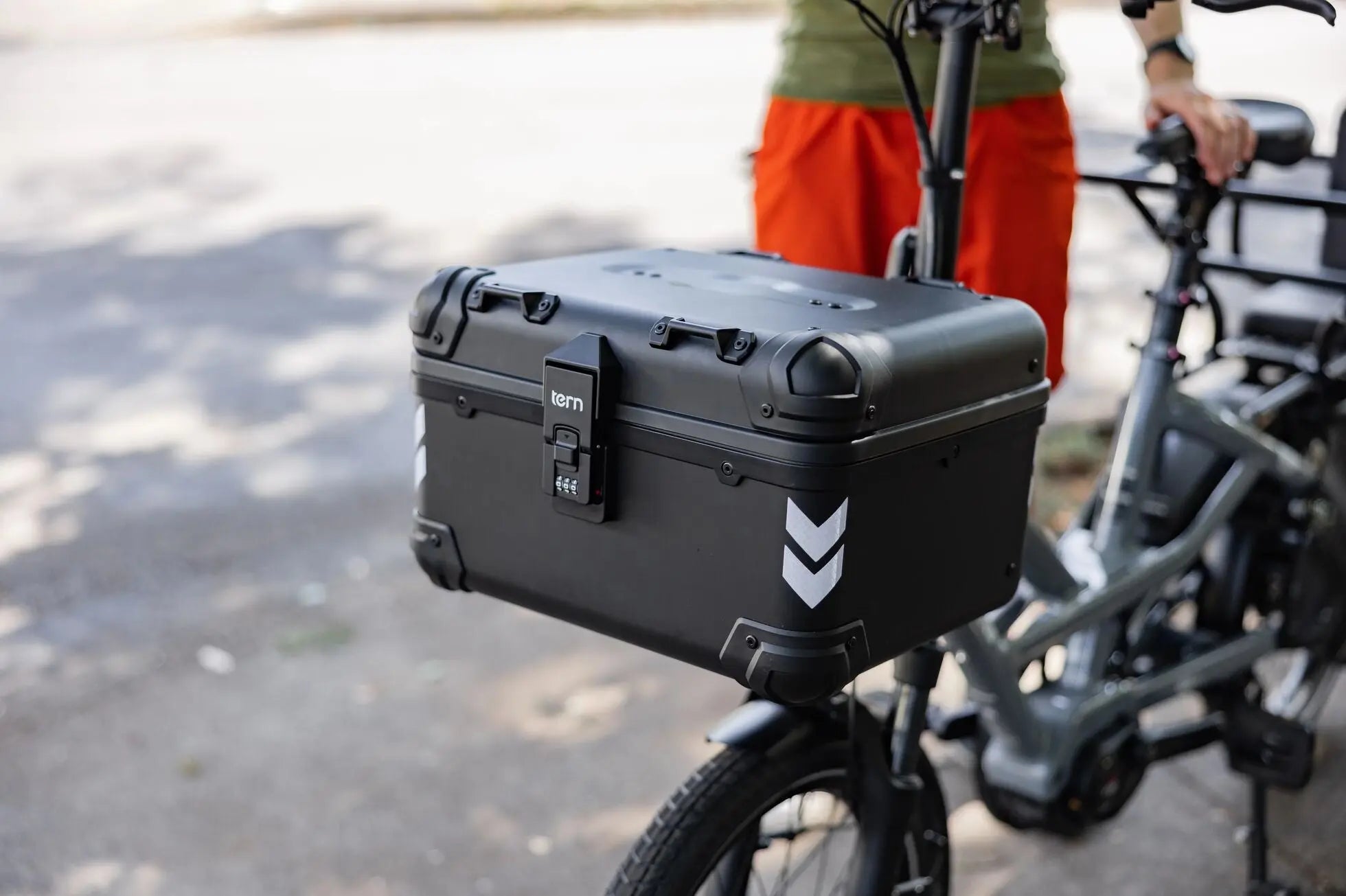 Tern Hardshell Hauler