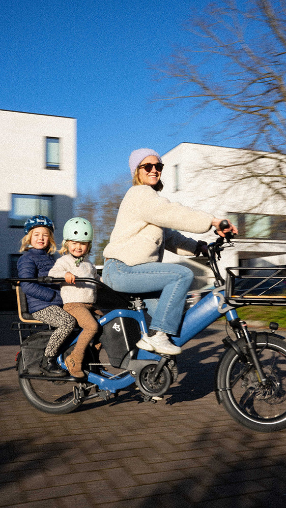 Bike43 longtail electric family bike for 2 kids
