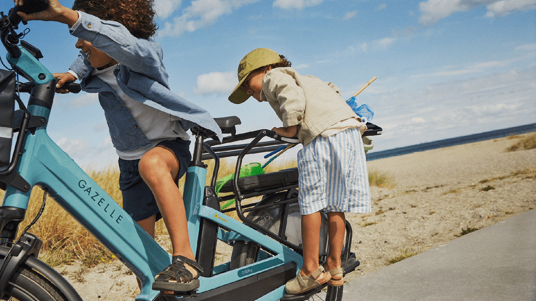Gazelle Cabby longtail family bike for 2 kids in Blue