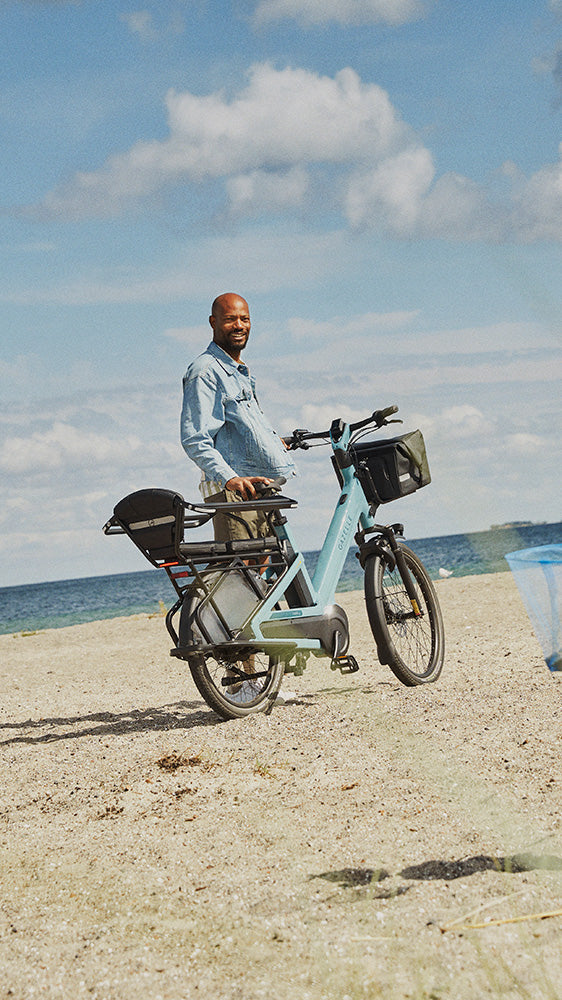 Gazelle Cabby longtail family bike for 2 kids in Blue