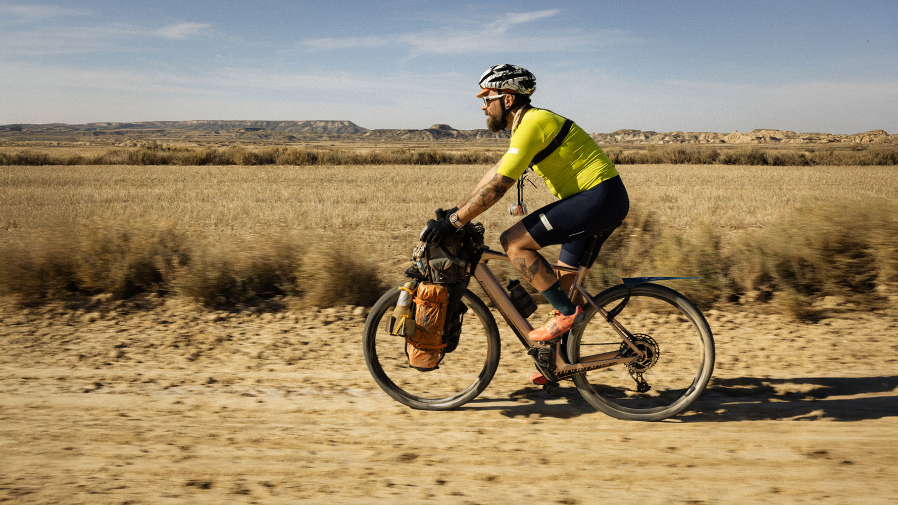 Moustache Dimanche 29 electric gravel bike