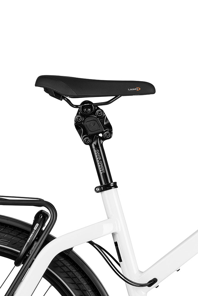 Saddle and suspension seatpost on the Charger4 Mixte