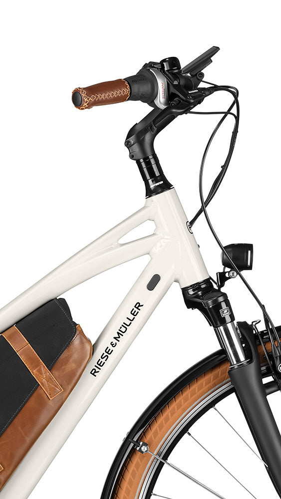 Riese & Müller Cruiser2 Mixte electric city bike in White