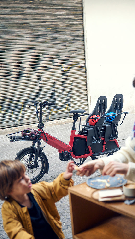 Riese & Müller Multitinker2 Vario longtail family bike in Lava Red