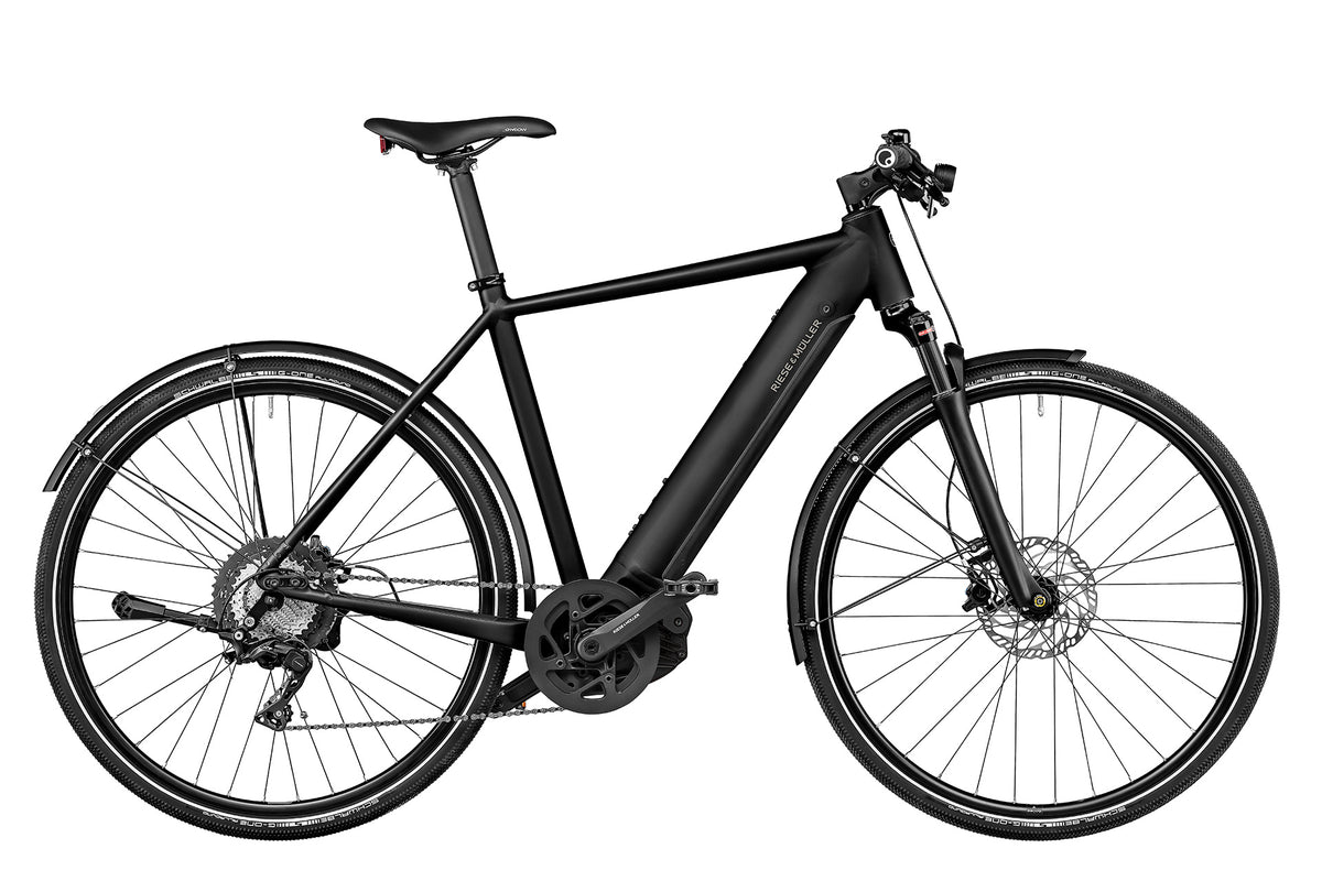 Riese & Müller Roadster touring in black matt — full side view with Shimano derailleur gearing and suspension fork