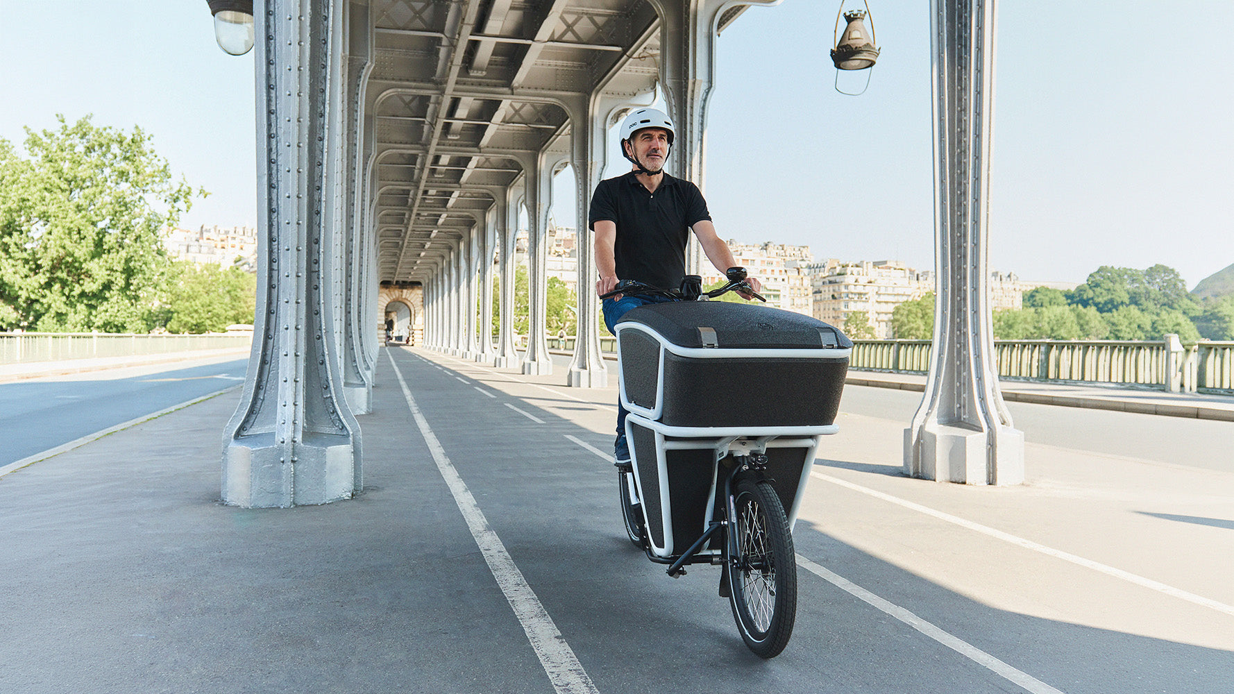 Urban Arrow Shorty electric cargo bike for business