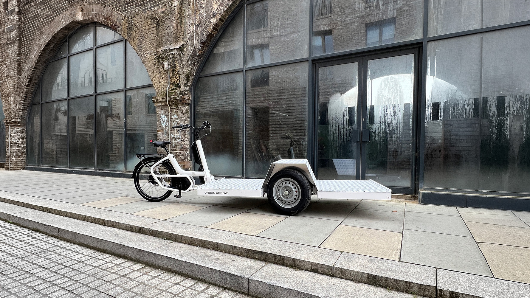 Urban Arrow Tender 2500 electric trike for cargo