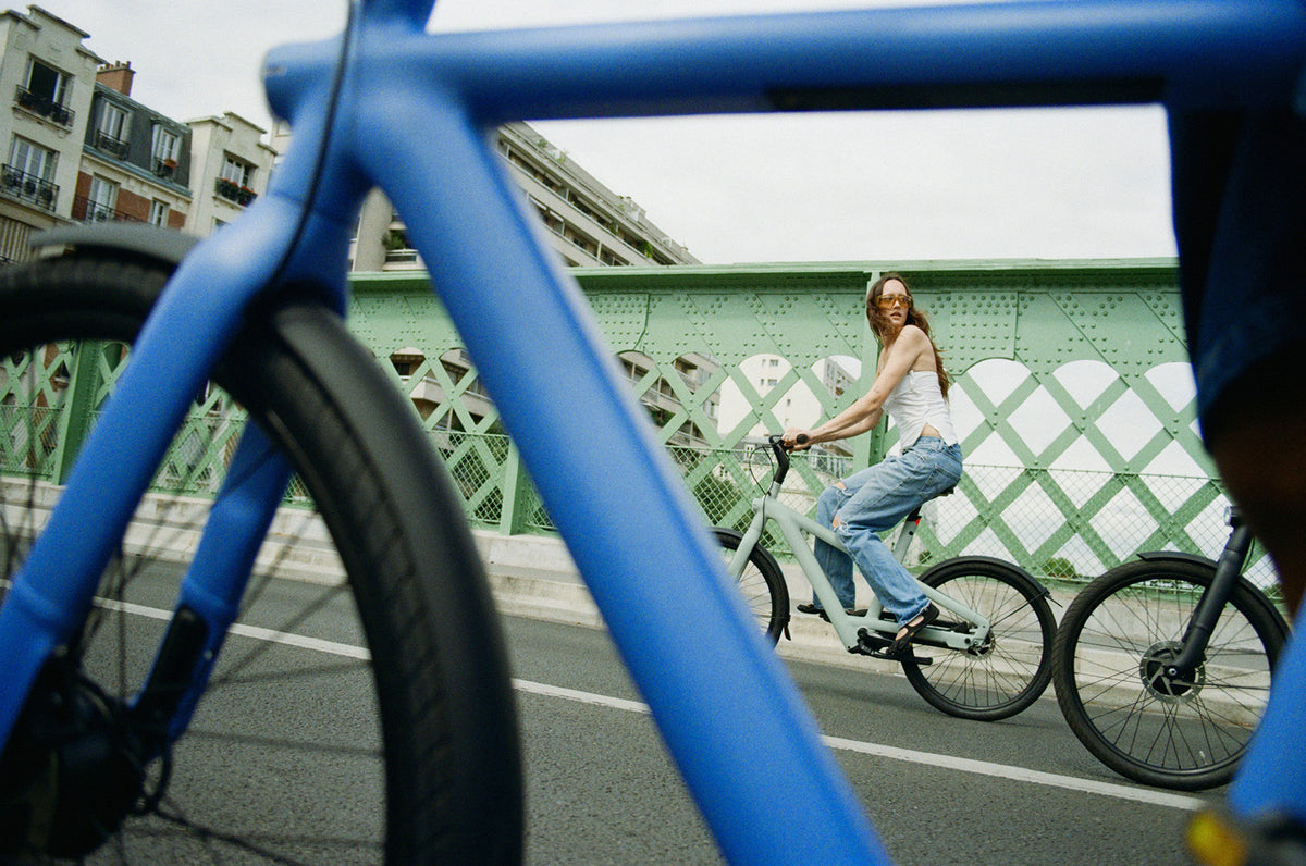 VanMoof S6 electric city bike