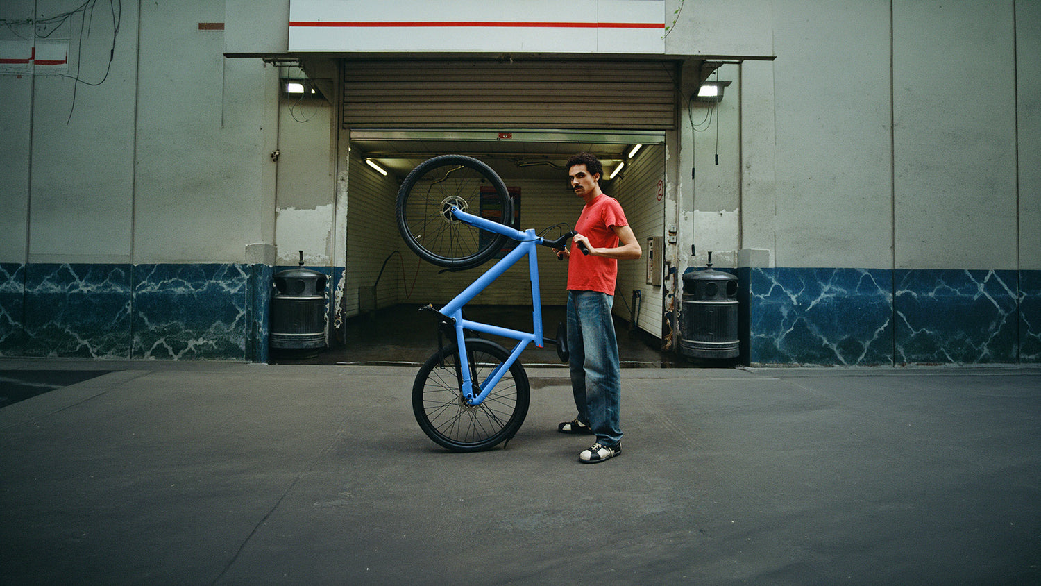VanMoof S6 electric city bike